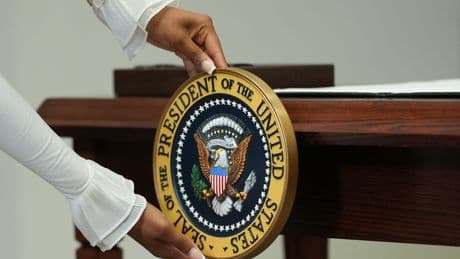 Una juez impide a Trump deportar a 60.000 personas de Honduras, Nicaragua y Nepal al extender la protección legal