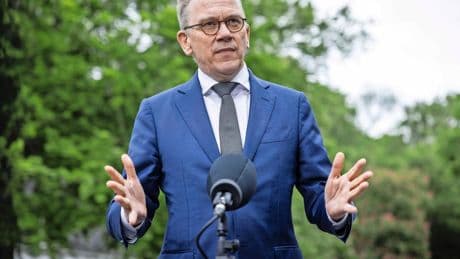 Autoriteit Persoonsgegevens opnieuw kritisch op omstreden ’oorlogsarchief’: ’Levende mensen hebben recht op bescherming van hun gegevens’