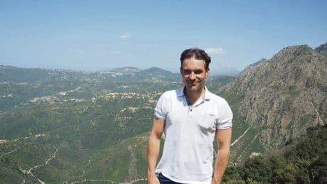 Les proches de Christophe Gleizes, injustement condamné à sept ans de prison en Algérie, réunis pour demander sa libération