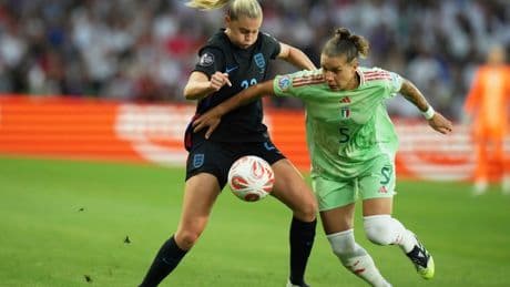‘Worst outcome for any football match’ – Fans baffled at bizarre kit quirk during Lionesses semi-final with Italy