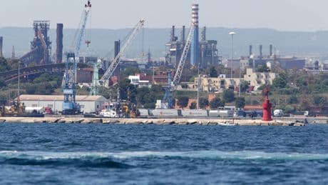 Taranto e Ilva al centro del rilancio industriale: Urso scommette sulla siderurgia green
