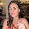 Mom diagnosed with cancer after strange symptom in her hands which anyone can check in seconds