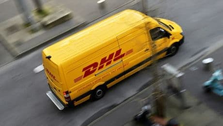 Droits de douane: DHL suspend les envois aux États-Unis des colis au-delà de 800 dollars