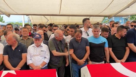 Tesadüfen tanıştığı tanker şoförüyle yangına su taşırken hayatını kaybetti
