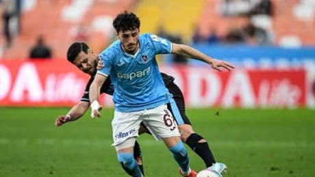 Trabzonspor'da Cihan Çanak sakatlandı!
