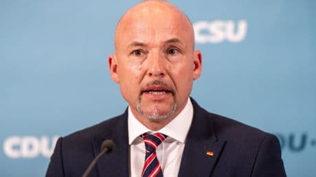 Liveblog zur Merz-Regierung: CSU-Landesgruppenchef ruft zur Wahl von Brosius-Gersdorf auf