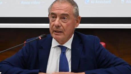 Ilva, ecco i due piani per il salvataggio