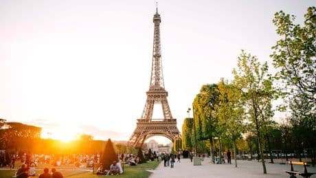 Pariser lästern über Touristen - Was Sie im Frankreich-Urlaub niemals tun sollten