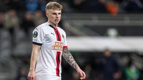 Mercato : l’attaquant suédois Isak Jansson quitte le Rapid Vienne pour l'OGC Nice