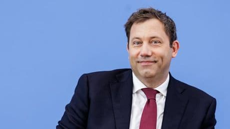 Steuererhöhungen? „Alles muss denkbar sein“, sagt der Finanzminister