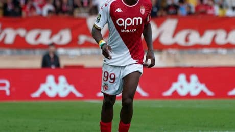 Wilfried Singo yüksekten uçtu!