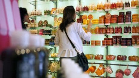 La industria de la belleza frente a la bestia arancelaria