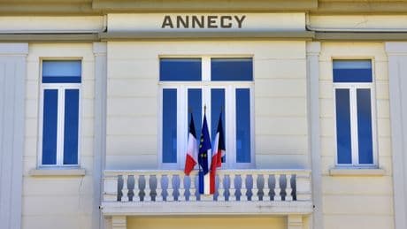 Municipales 2026 : la bataille d'Annecy, test local pour la macronie
