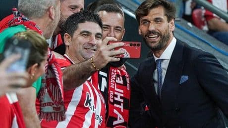 Llorente vuelve a San Mamés... como comentarista de televisión y con guiño del Athletic incluido