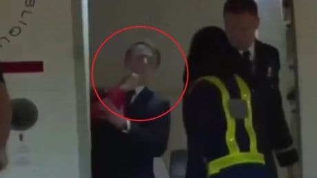 El presidente lo atribuye a una &quot;broma&quot;