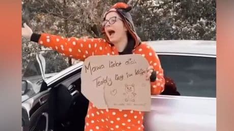 Familie wird Internet-Star  - So lustig kann Pubertät sein