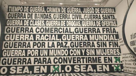 Esta es la primera gran muestra de la artista viva más importante (y crítica) de EEUU en España