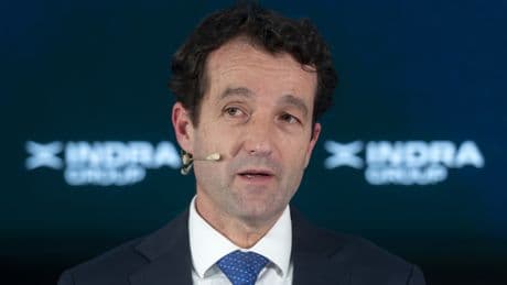 Indra gana un 3,2% menos en el primer trimestre por los costes financieros