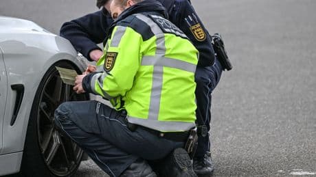 Tuningszene: Polizei will Tuningszene am "Car-Friday" ausbremsen