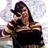 Cardi B aangeklaagd voor mishandeling na gooien microfoon tijdens show in 2023