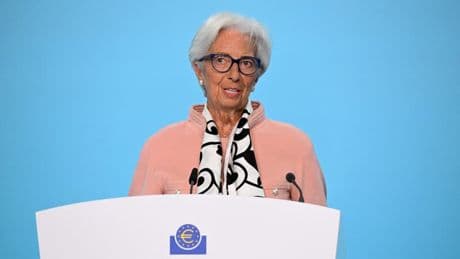 Après 7 baisses de taux consécutives, la BCE fait une pause en attendant l'issue des négociations sur les droits de douane