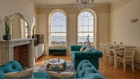 'Gorgeous' Dorset apartment 'overlooking sea' is seconds from beach