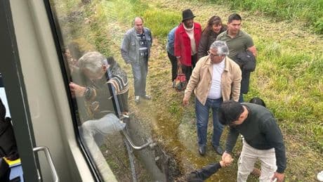 El tren de Bilbao a Balmaseda sufre una avería e impide a decenas de usuarios llegar a tiempo a La Pasión