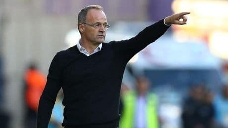 Sakaryaspor'un yeni teknik direktörü İrfan Buz oldu