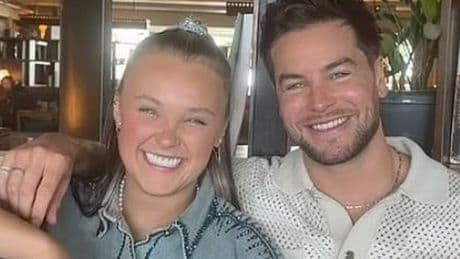 JoJo Siwa lusts after Chris Hughes' sweaty photos but her mum's comment outdoes her