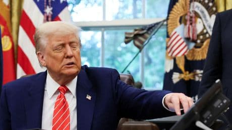 Trump pregunta por el enemigo
