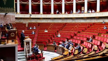 Transition énergétique : François Bayrou sur une pente dangereuse