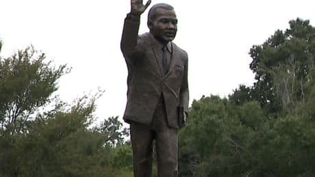 'Do it over': New statue of Martin Luther King, Jr. unveiled in Florida city faces backlash