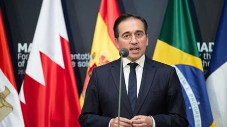 España propone un embargo de la venta de armas a Israel para detener la guerra en Gaza