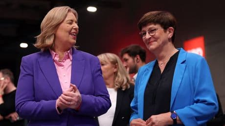 Bas mit emotionalen Worten - So verabschiedet die SPD Saskia Esken
