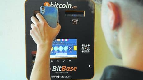 Los negocios de criptomonedas se abren paso en Euskadi por el interés inversor