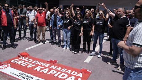 İzmir'de 23 bin belediye işçisi greve çıkıyor