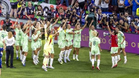 Italia elimina a Noruega y vuelve a las semifinales de la Eurocopa 28 años después