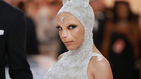 13 of the most awkward moments in Met Gala history