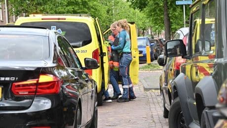 Verkeersregelaar aangereden bij hardloopevenement in Breda