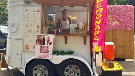 I opened a mobile coffee bar for $10,000. My schedule is flexible and I can make thousands working 30-hour weeks.