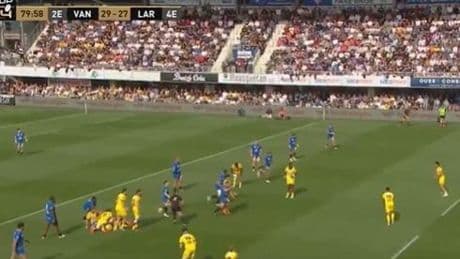 Top 14 : en vidéo, le drop magnifique d’Antoine Hastoy pour offrir à la sirène un succès providentiel au Stade Rochelais