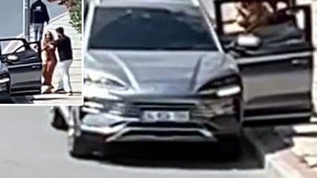 İstanbul'da yaşandı... Kadına zorbalık kamerada!