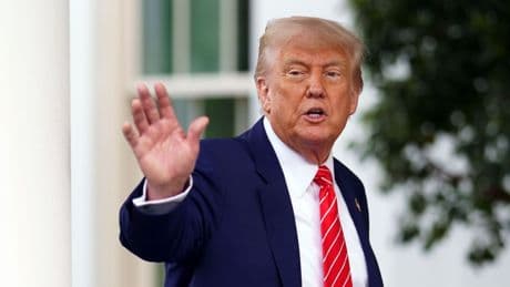 Trump dice que un 80% de arancel a China es "apropiado" y pide a Pekín abrir su mercado
