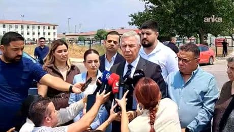 Mansur Yavaş, Muhittin Böcek’i Antalya cezaevinde ziyaret etti