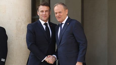 Polnisch-Französischen Vertrag: Macron und Tusk machen Nägel mit Köpfen: Neuer Vertrag für Europas Sicherheit