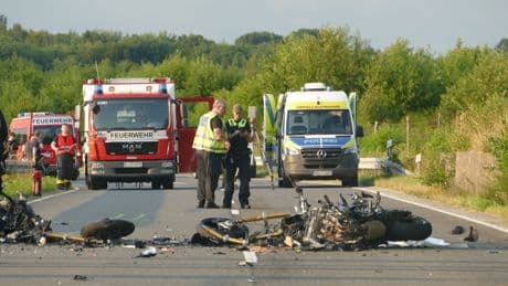 Köln | Unfall in der Nähe des Flughafens: Zwei Motorradfahrer sterben