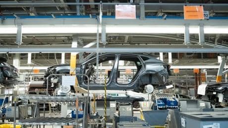 Motores parados y líneas atascadas: las plantas automovilísticas ante el apagón y su vuelta a la normalidad