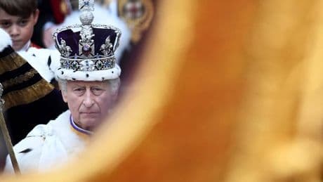 Amore, scandalo e un erede nascosto: il segreto che può cambiare la corona inglese