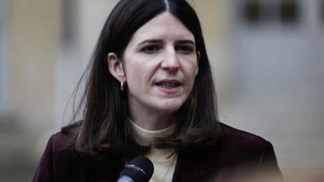 «Ils sont en sursis» : la ministre du Numérique menace les sites pornographiques qui ne protègent pas les mineurs
