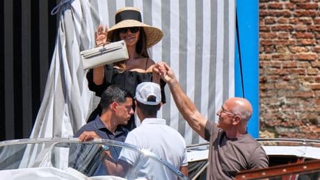 Heute ganz in Schwarz - Die ersten Fotos als Frau Sánchez Bezos